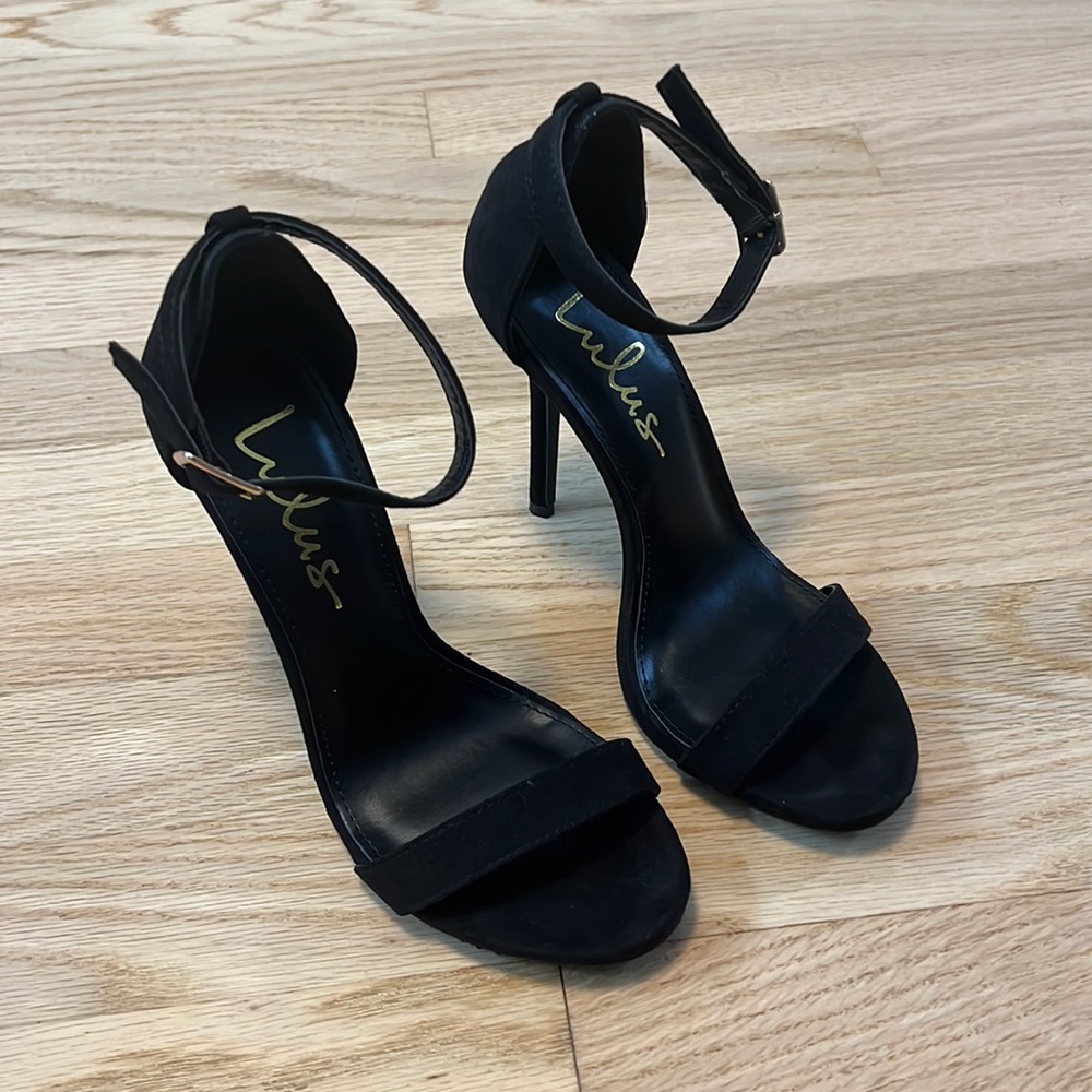 Black 4inch Suede Heels 🖤